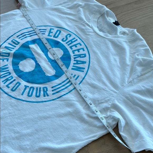 Ed Sheeran Divide World Tour White T-Shirt - Picture 4 of 6